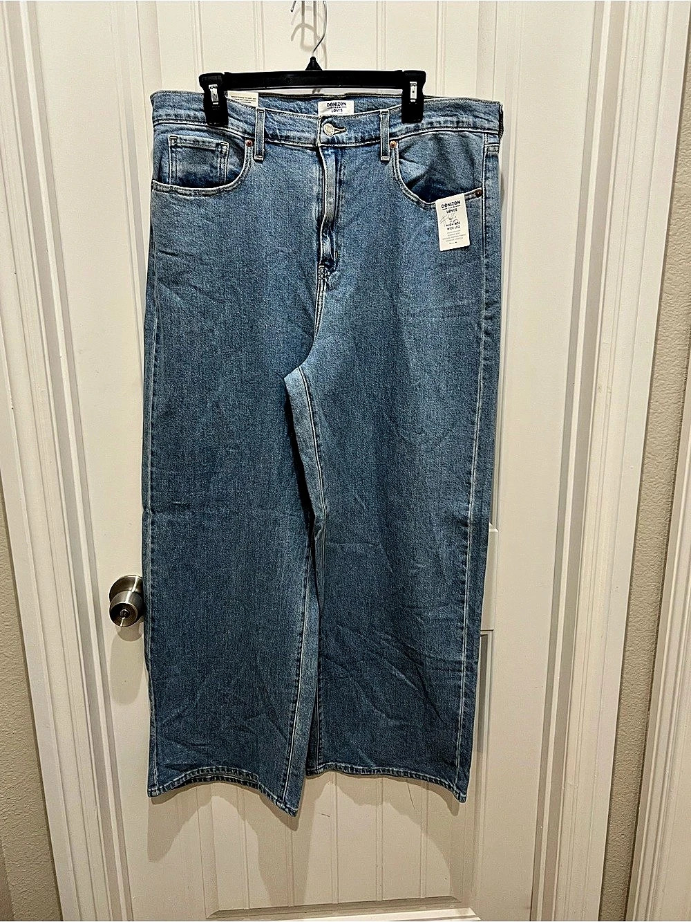Levi's Denizen From Levi's Straight Leg Jeans in Blue